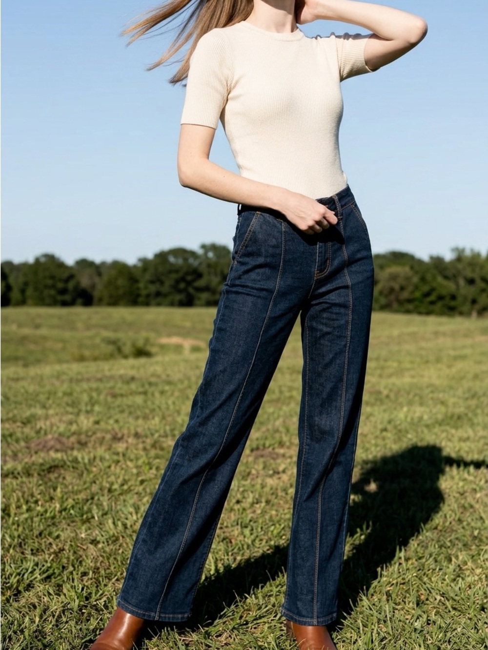 Straight Leg High-Waist Jeans in Dark Indigo